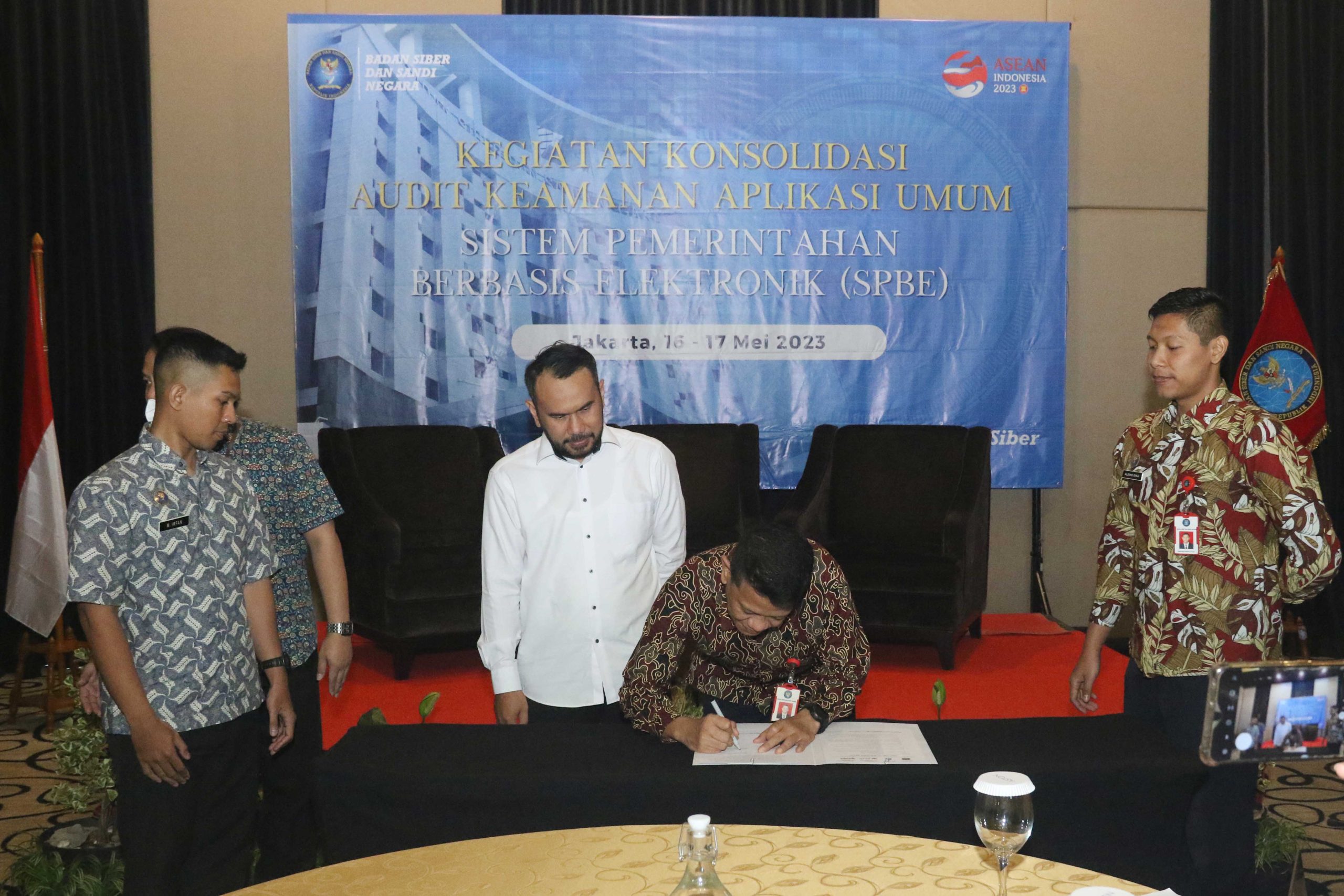 Peringatan Keamanan